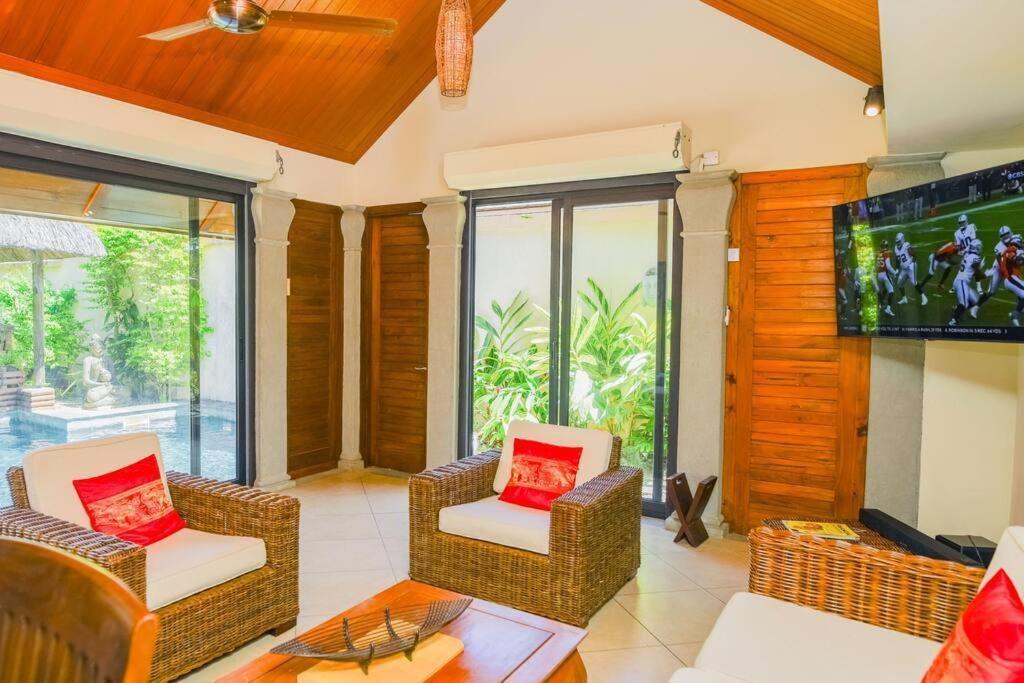 Villa Tropicale Balinaise Intimiste Grand Bay Luaran gambar